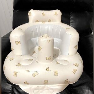 Inflatable baby chair